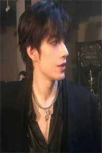 精选篇章阅读让你找人守国,你召唤一堆亡魂?