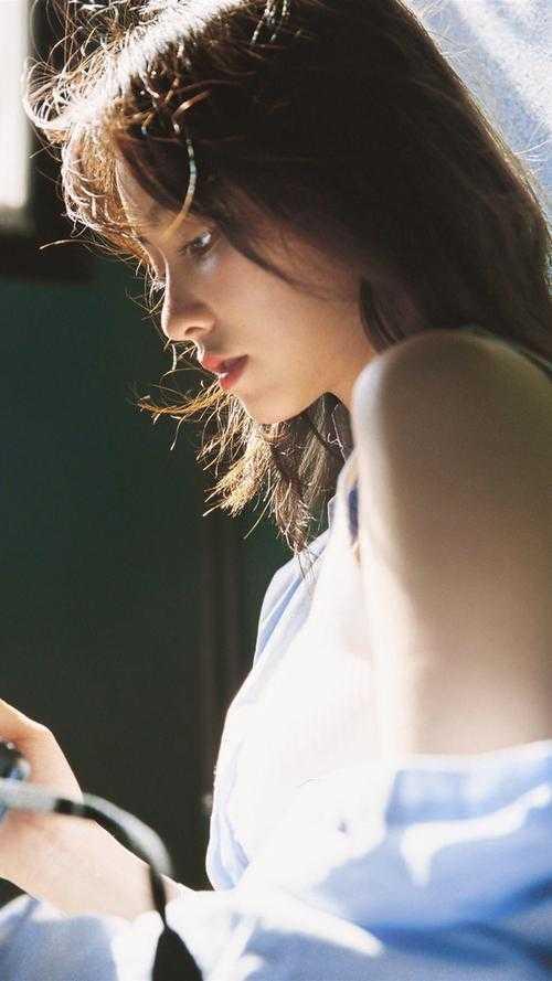 拒绝去救儿子后，去陪白月光的妻子悔疯了安安沈英娥