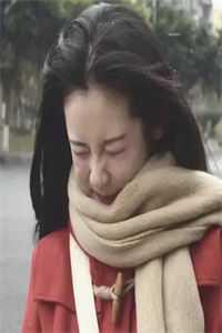 谁让这小子当大师兄的?